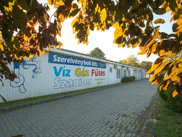 Eladó kereskedelmi és ipari ingatlan Budapest X. kerület, Gyömrői út 76. 1103 nm