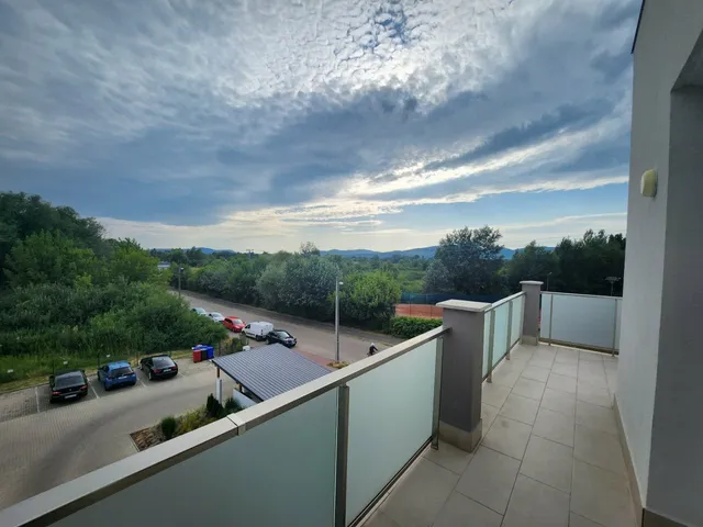 Kiadó lakás Göd 70 nm