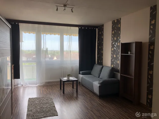 Eladó lakás Kecskemét, Széchenyiváros 35 nm