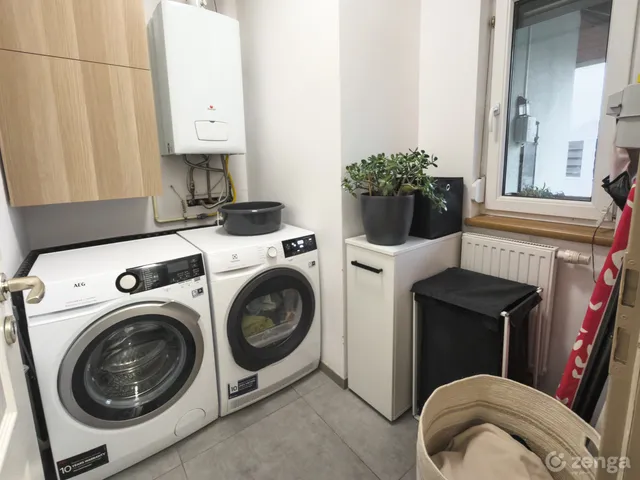 Eladó ház Dunakeszi, Alag 115 nm