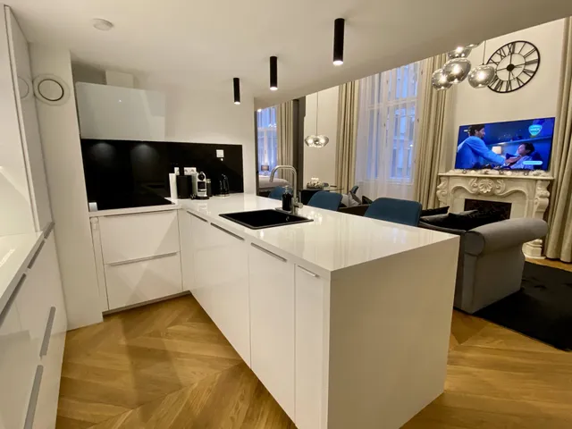 Kiadó lakás Budapest VI. kerület, Hajós utca  80 nm