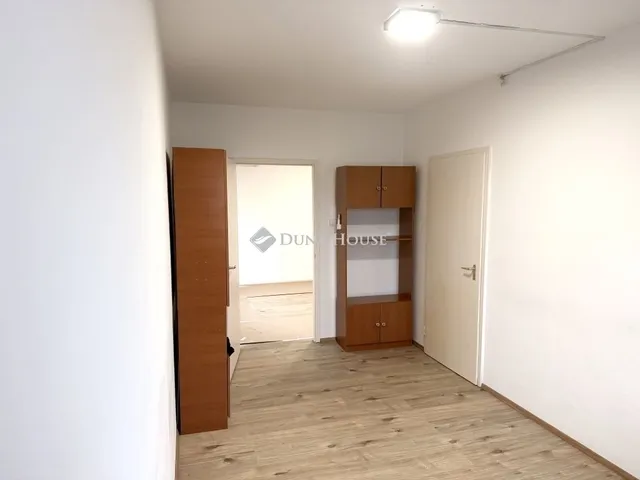 Eladó lakás Szeged 68 nm