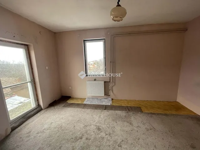 Eladó ház Szeged 226 nm