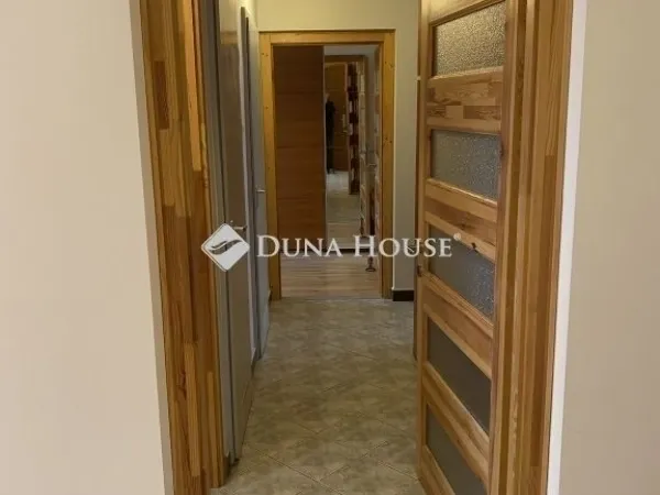 Eladó lakás Szeged, Tarján 77 nm