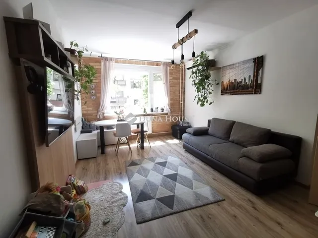 Eladó lakás Szeged, Rókus 72 nm