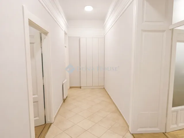 Eladó lakás Szeged 126 nm