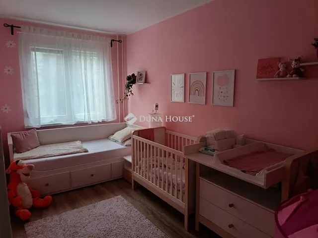 Eladó lakás Szeged 77 nm