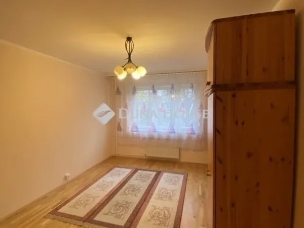 Eladó lakás Szeged 77 nm