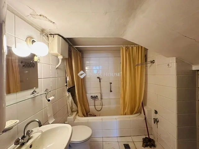 Eladó lakás Szeged, Móraváros 123 nm