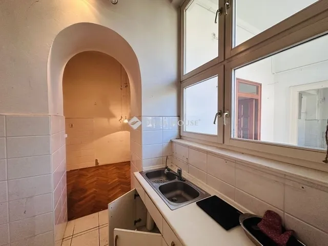 Eladó lakás Szeged, Móraváros 123 nm