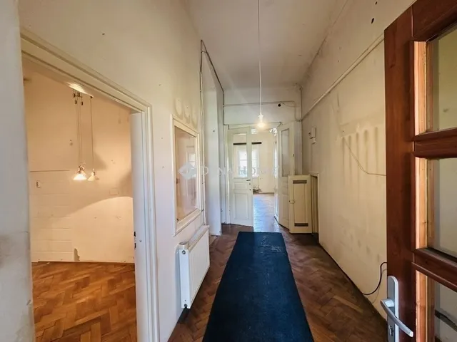 Eladó lakás Szeged, Móraváros 123 nm