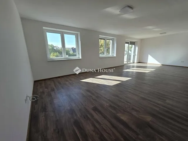 Eladó lakás Szeged 103 nm