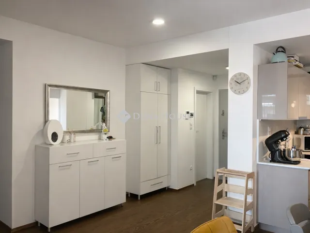 Eladó lakás Szeged 90 nm