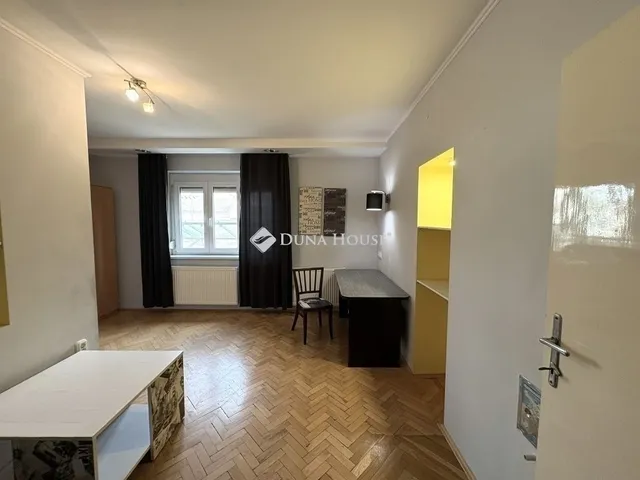 Eladó lakás Szeged 90 nm