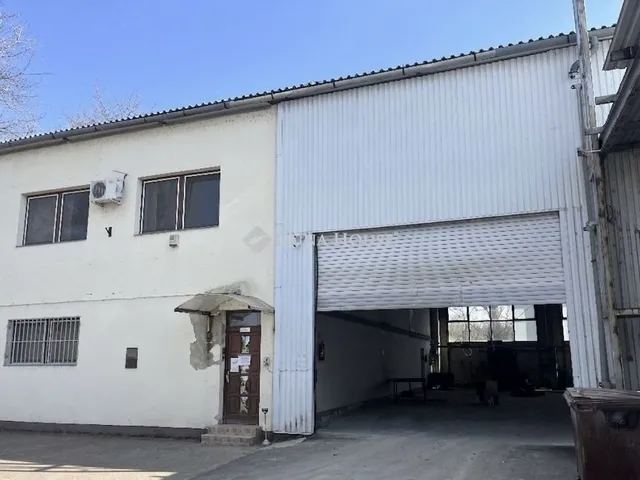 Kiadó kereskedelmi és ipari ingatlan Petőfibánya 1124 nm