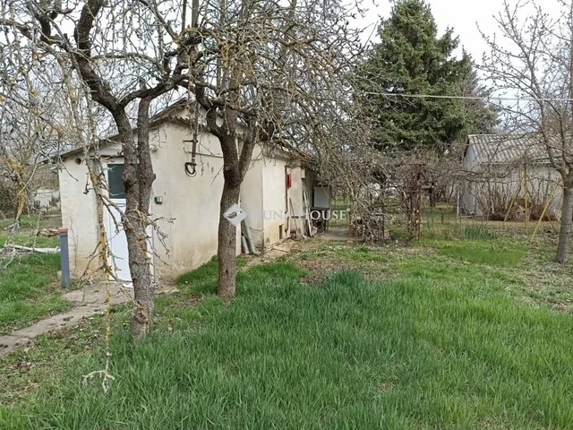 Eladó nyaraló Szeged 25 nm