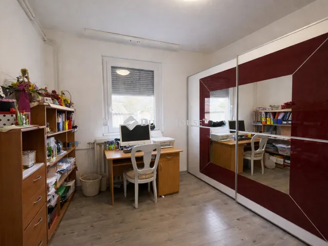 Eladó ház Baks 260 nm