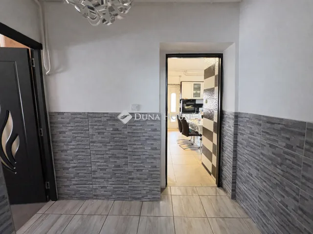 Eladó ház Baks 260 nm