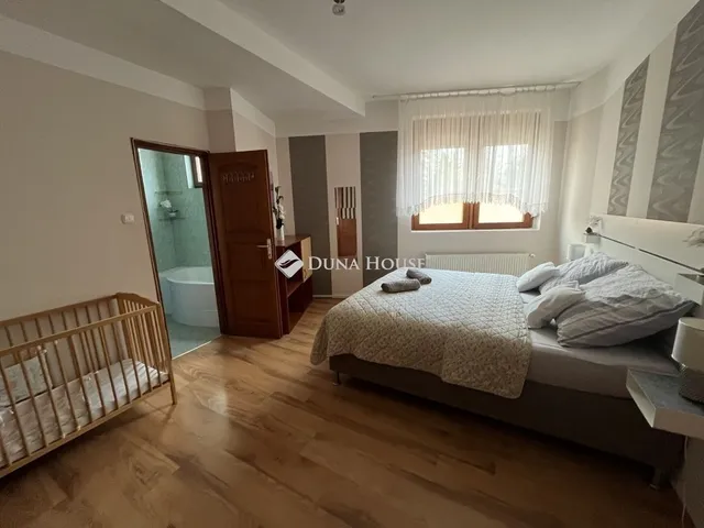 Eladó lakás Szeged 136 nm