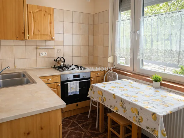 Eladó lakás Szeged 54 nm