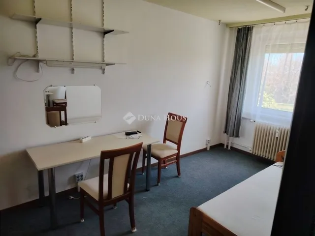 Eladó lakás Szeged, Tarján 68 nm