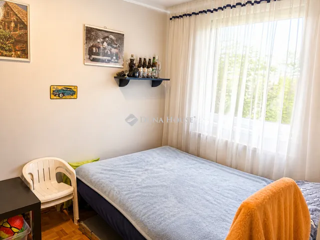 Eladó lakás Szeged, Makkosház 72 nm
