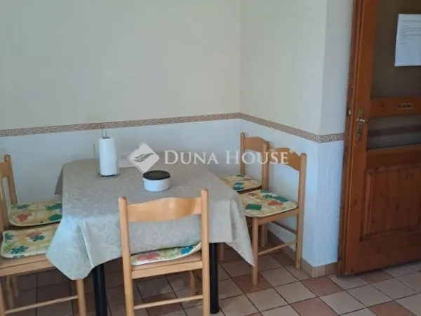 Eladó kereskedelmi és ipari ingatlan Mindszent 406 nm