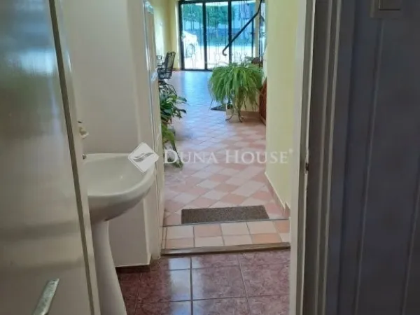 Eladó kereskedelmi és ipari ingatlan Mindszent 406 nm