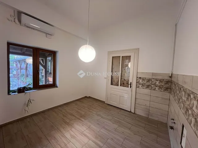 Eladó ház Hódmezővásárhely 210 nm
