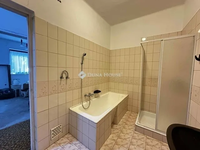 Eladó ház Hódmezővásárhely 173 nm