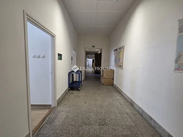 Eladó kereskedelmi és ipari ingatlan Szeged 6929 nm