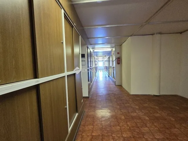 Eladó kereskedelmi és ipari ingatlan Szeged 6929 nm