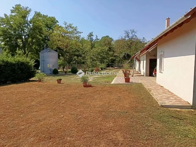 Eladó mezőgazdasági ingatlan Orosháza 170 nm