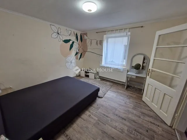 Eladó ház Földeák 255 nm