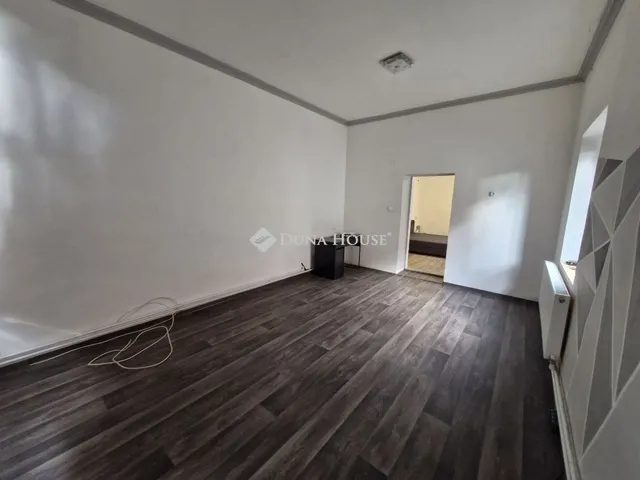 Eladó ház Földeák 255 nm