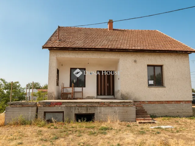 Eladó ház Csongrád 65 nm