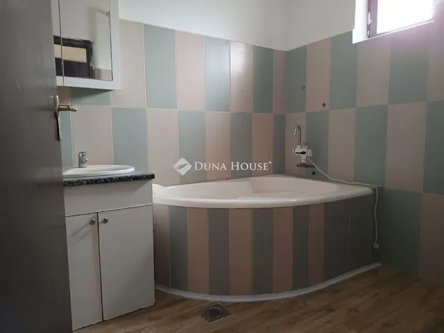 Eladó ház Csongrád 65 nm