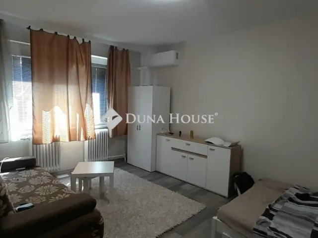 Eladó lakás Szeged 35 nm