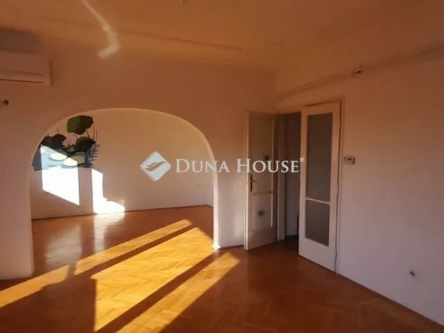 Eladó lakás Szeged 84 nm