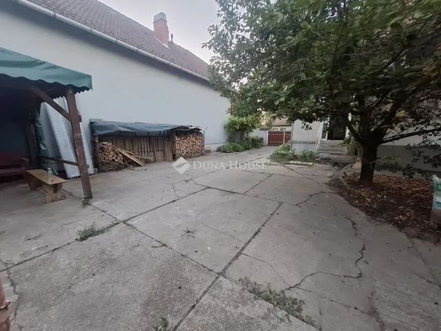 Eladó ház Szeged 230 nm