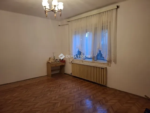 Eladó ház Szeged 230 nm