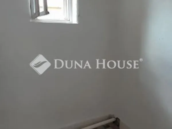 Eladó ház Forráskút 95 nm