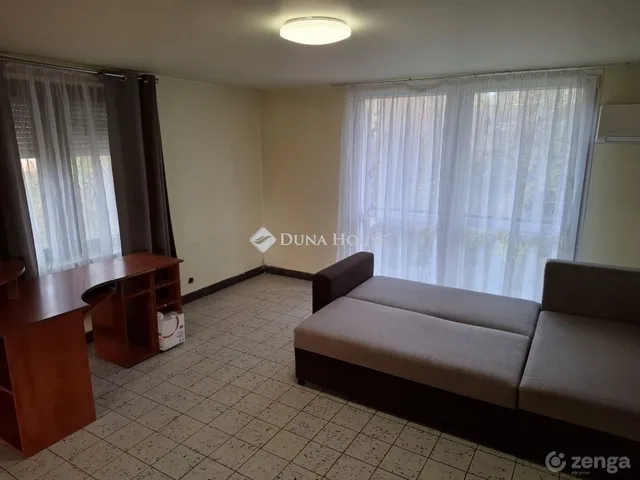 Eladó nyaraló Szeged, Kiskundorozsma 89 nm