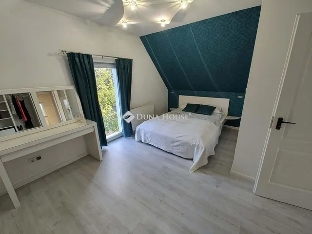Eladó ház Szeged, Baktói kiskertek 106 nm