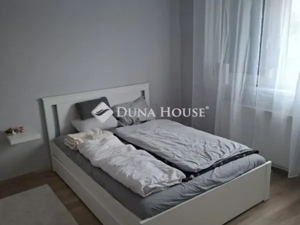 Eladó lakás Szeged 70 nm