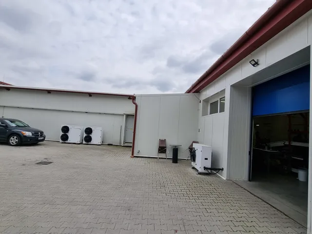 Eladó kereskedelmi és ipari ingatlan Üllő 2019 nm