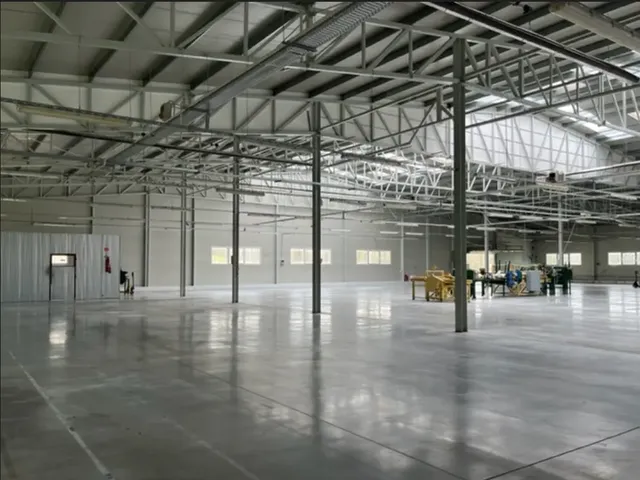 Eladó kereskedelmi és ipari ingatlan Baktalórántháza 4350 nm