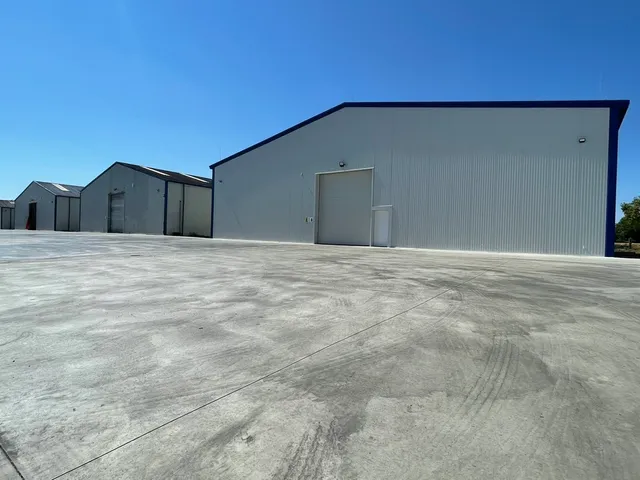 Kiadó kereskedelmi és ipari ingatlan Körösladány 1650 nm