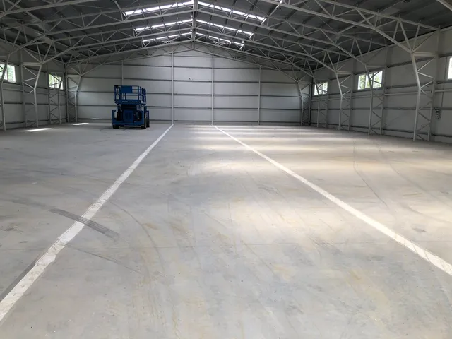 Kiadó kereskedelmi és ipari ingatlan Körösladány 1650 nm