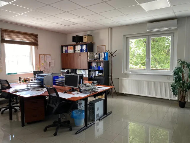 Eladó kereskedelmi és ipari ingatlan Budapest XIII. kerület, Angyalföld 2000 nm